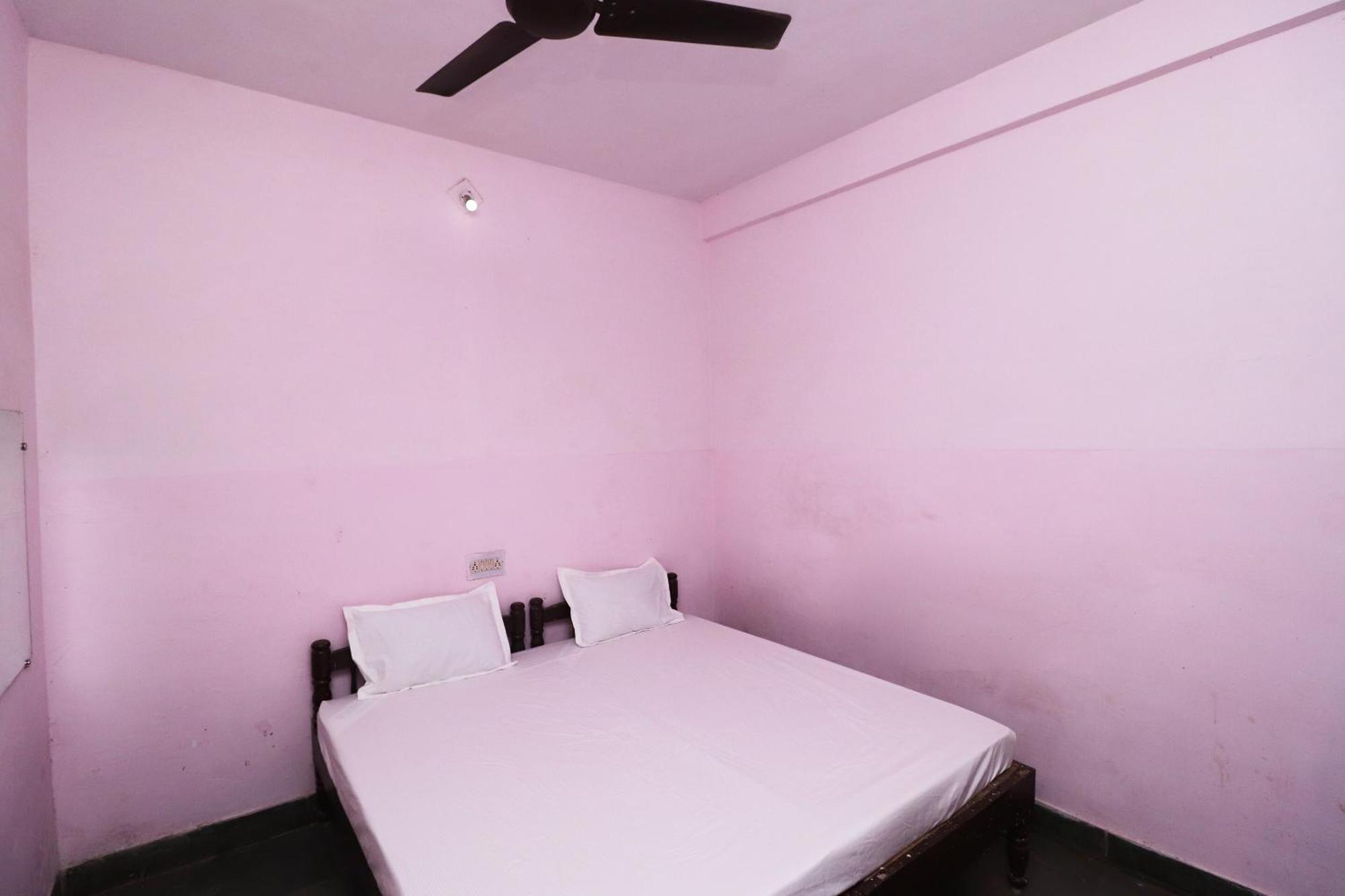 Hotel Kshama Jabalpur Buitenkant foto