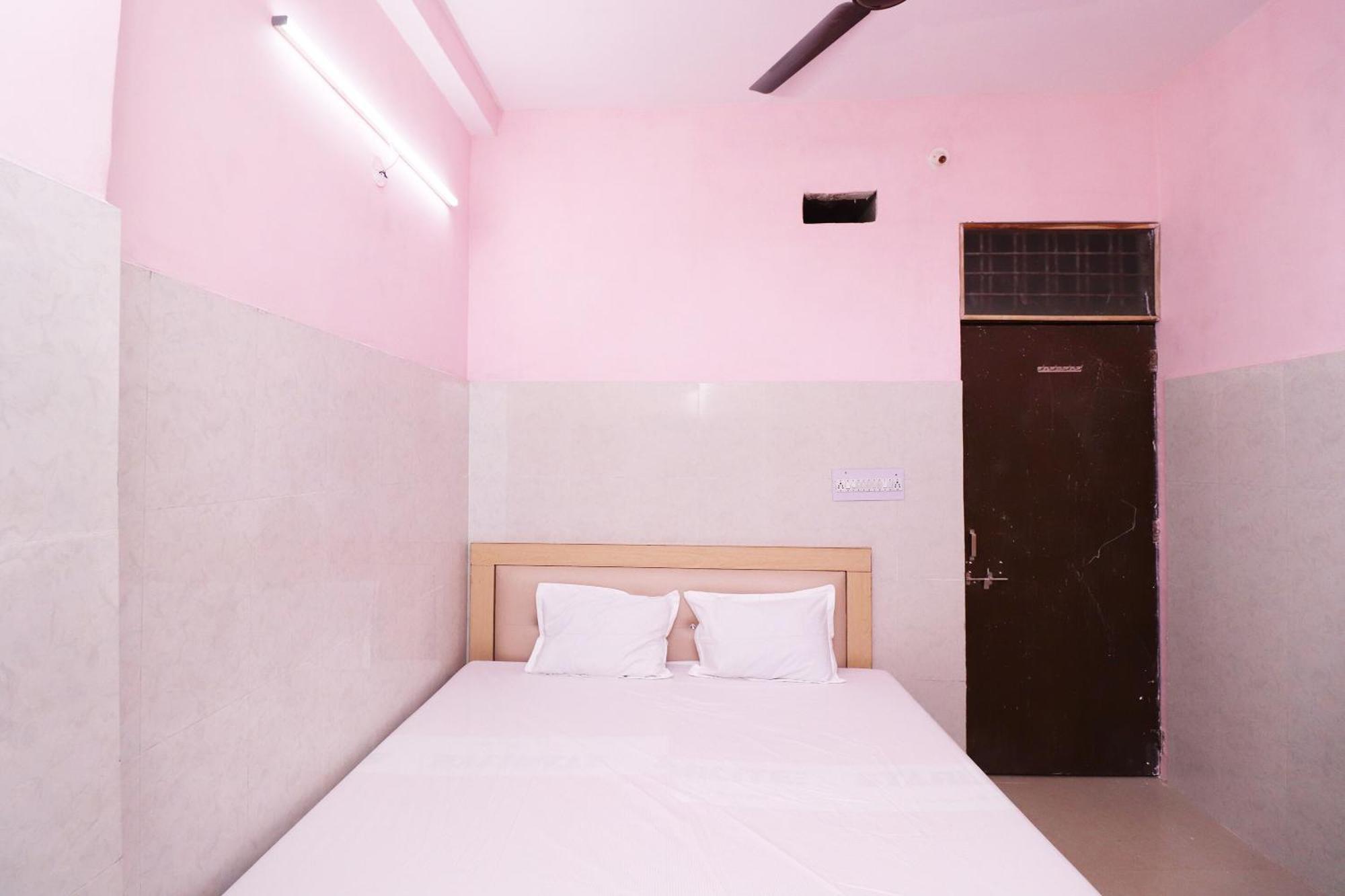 Hotel Kshama Jabalpur Buitenkant foto