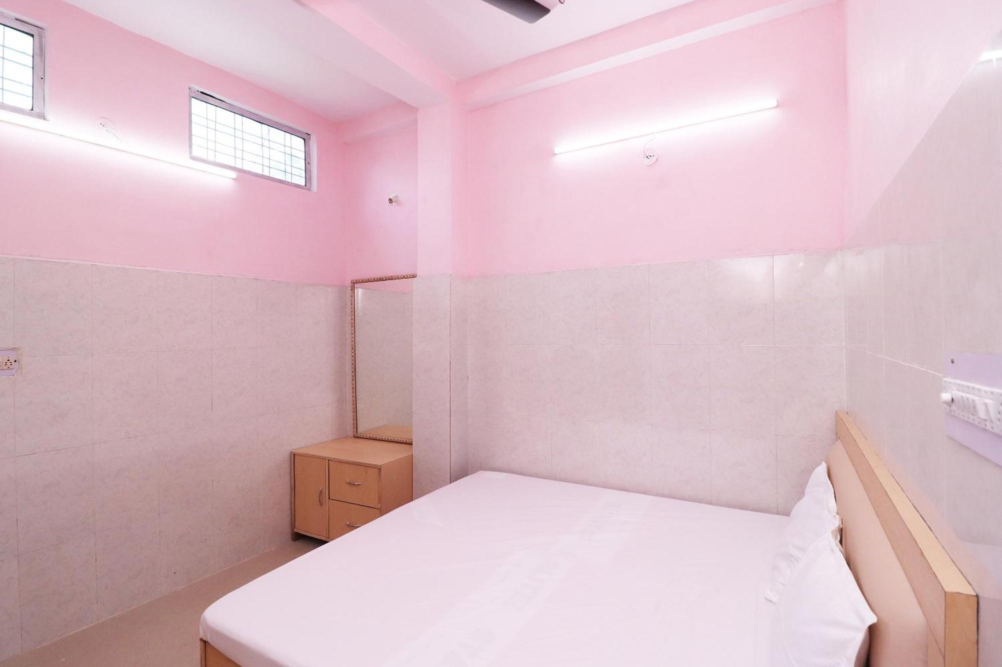 Hotel Kshama Jabalpur Buitenkant foto
