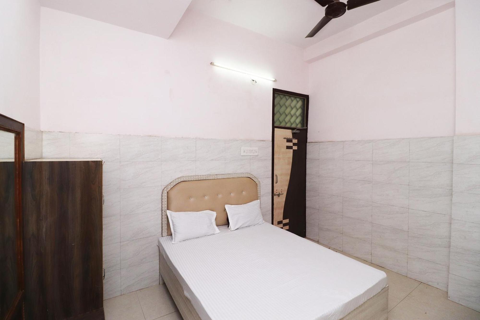 Hotel Kshama Jabalpur Buitenkant foto