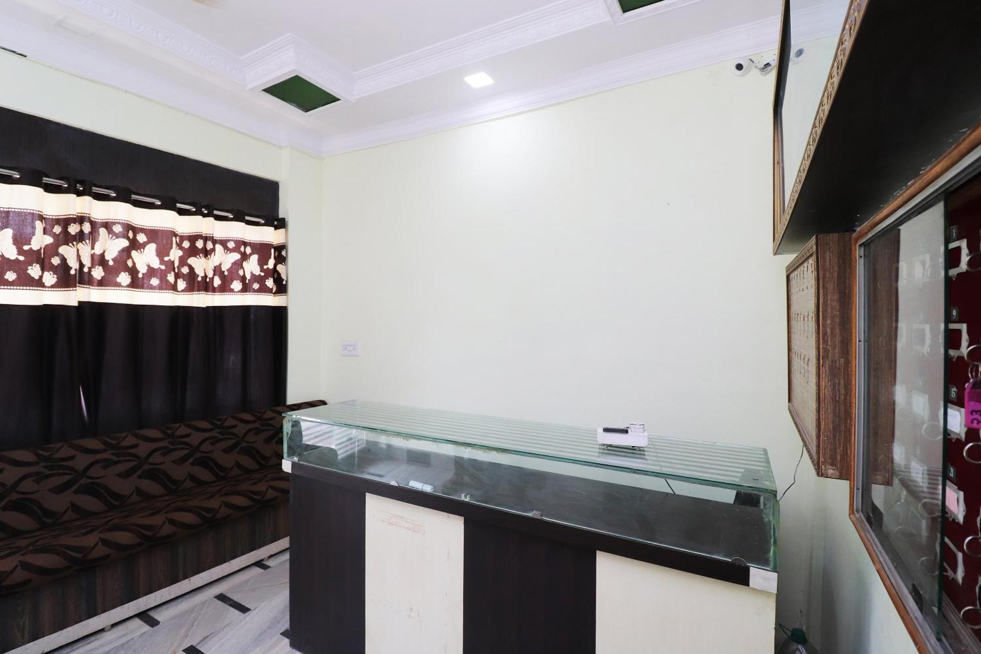 Hotel Kshama Jabalpur Buitenkant foto